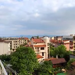 студио слънчево утро شقة *
