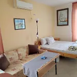 Apartament студио слънчево утро Burgas City
