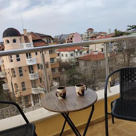Apartament студио слънчево утро *