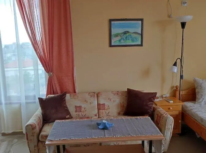 студио слънчево утро Apartamento *